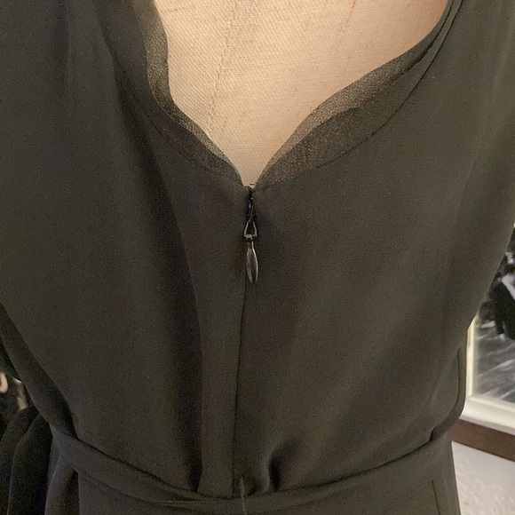 NWT Ann Taylor LOFT sleeveless black dress, ruffle collar, button front, size 4 - Picture 7 of 15